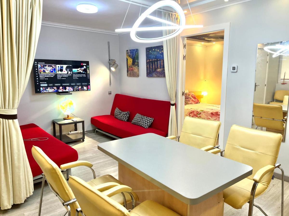 Camp Nou, Europa Fira - modern two-bedroom apartment L'Hospitalet de Llobregat Exterior foto